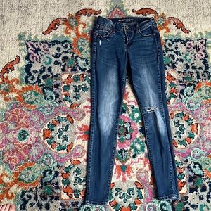 OLD NAVY SKINNY JEANS